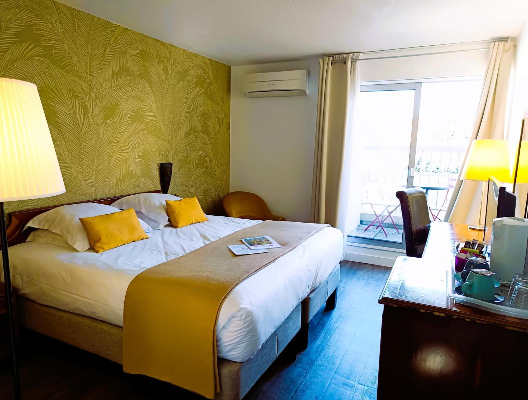 Hotel Des Tuileries Nîmes Eksteriør billede