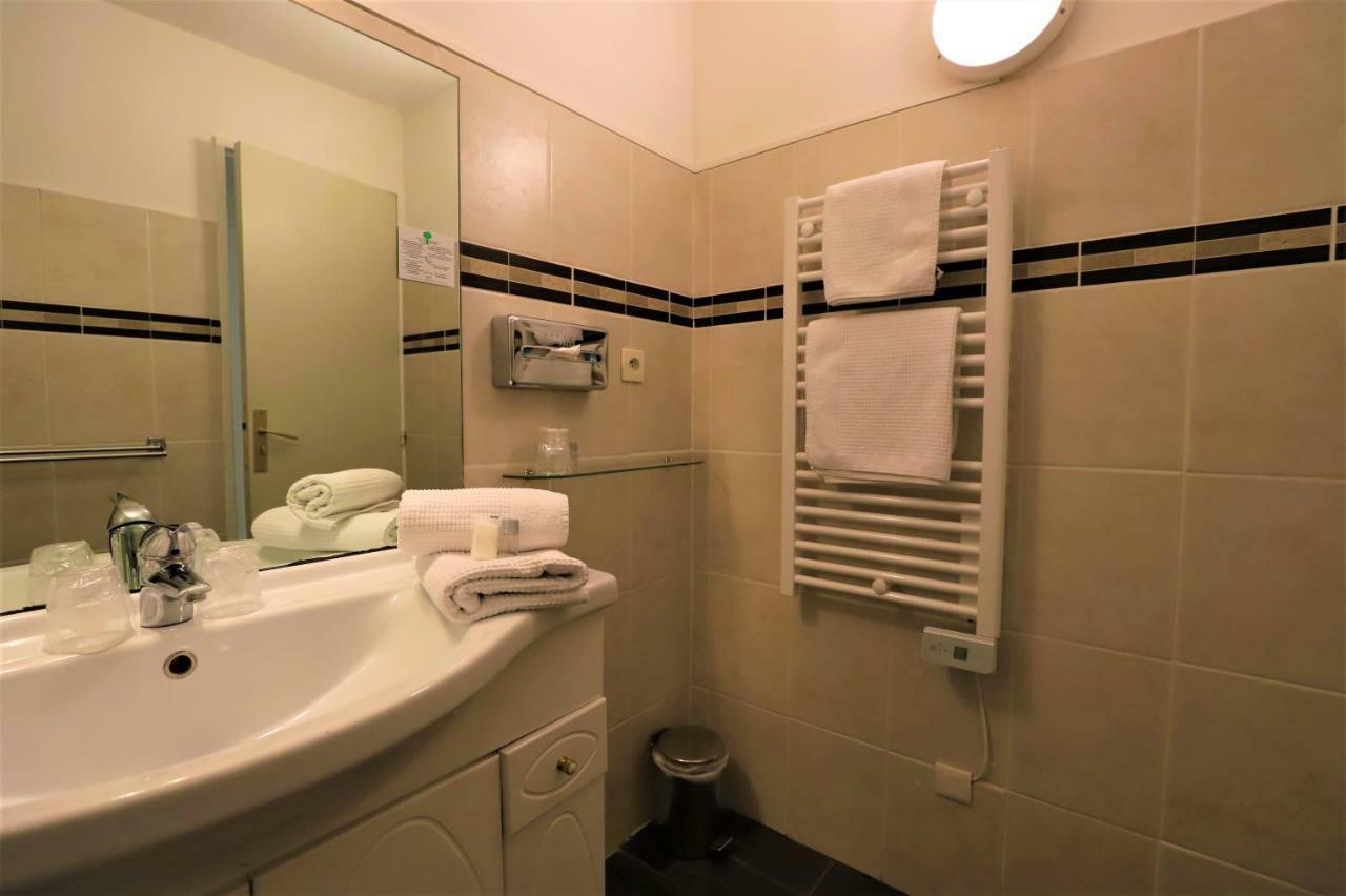 Hotel Des Tuileries Nîmes Eksteriør billede